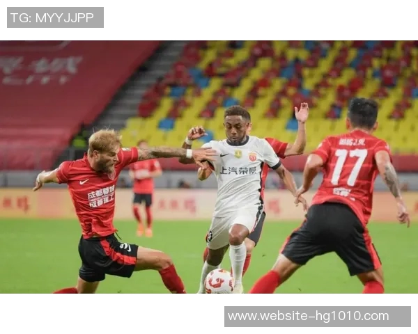 海港队后卫短缺李昂贺惯离队对球队影响深远